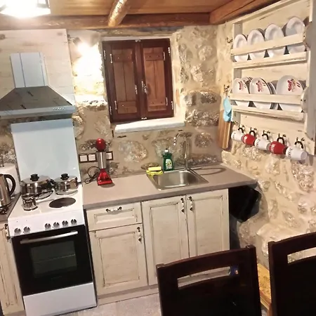 παραδοσιακός λυμπέρη